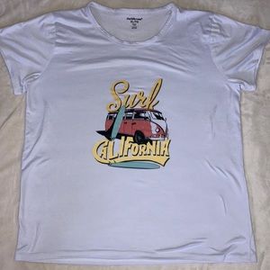 White oversized t-shirt